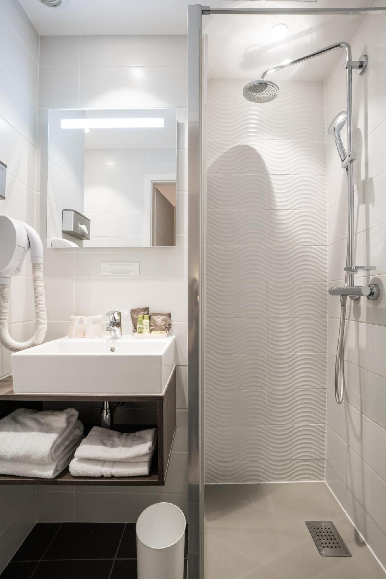 Double or Twin Comfort Room